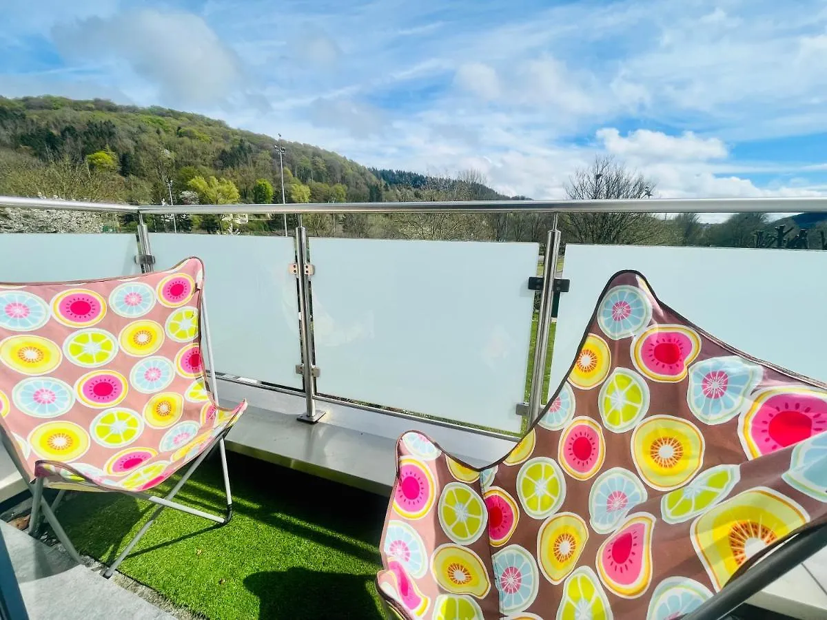Luxembourg City - 70M2 - Easy Parking - Bus - 2 Tvs - Between City And Forest Apartment