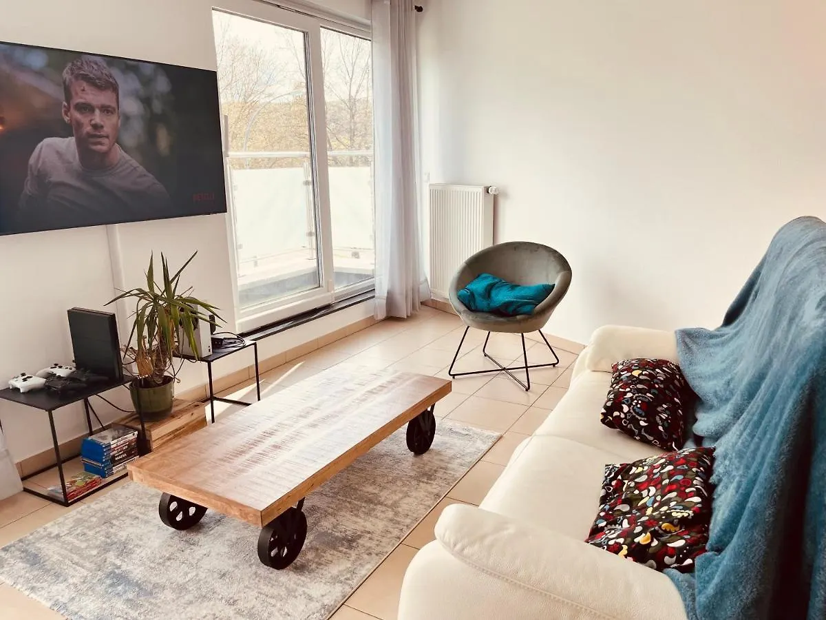 Luxembourg City - 70M2 - Easy Parking - Bus - 2 Tvs - Between City And Forest Apartment